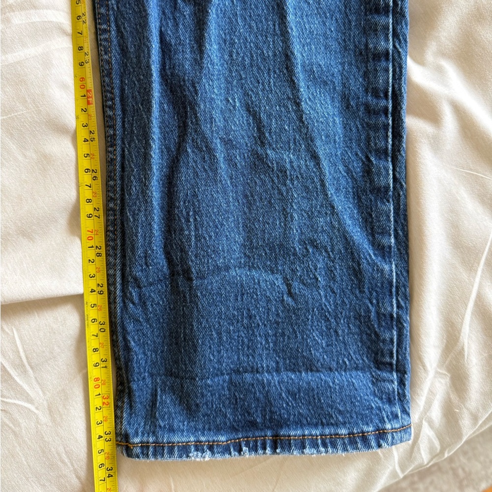 Abercrombie ultra high rise 90’s straight jeans - Picture 4 of 4